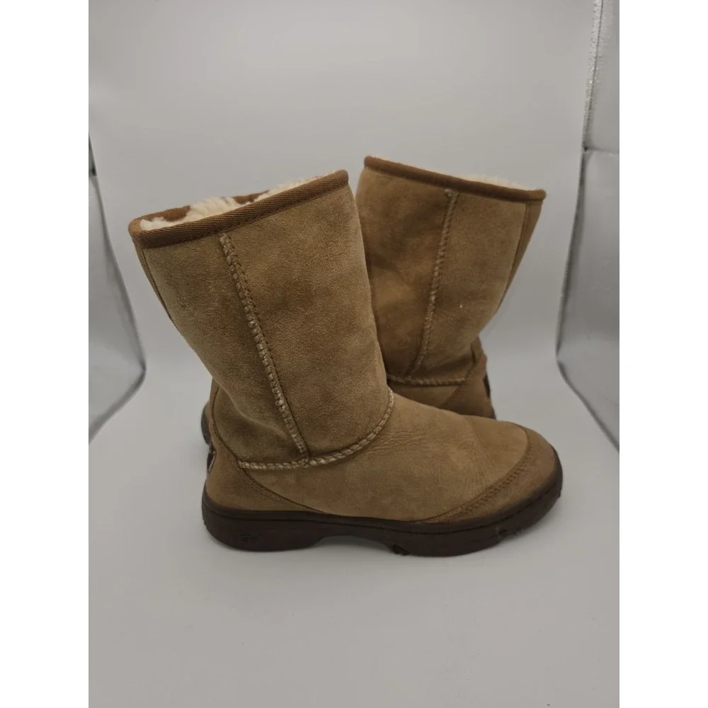 Vintage UGG Australia Ultimate Short Boots chestnut Brown Suede Womens 7